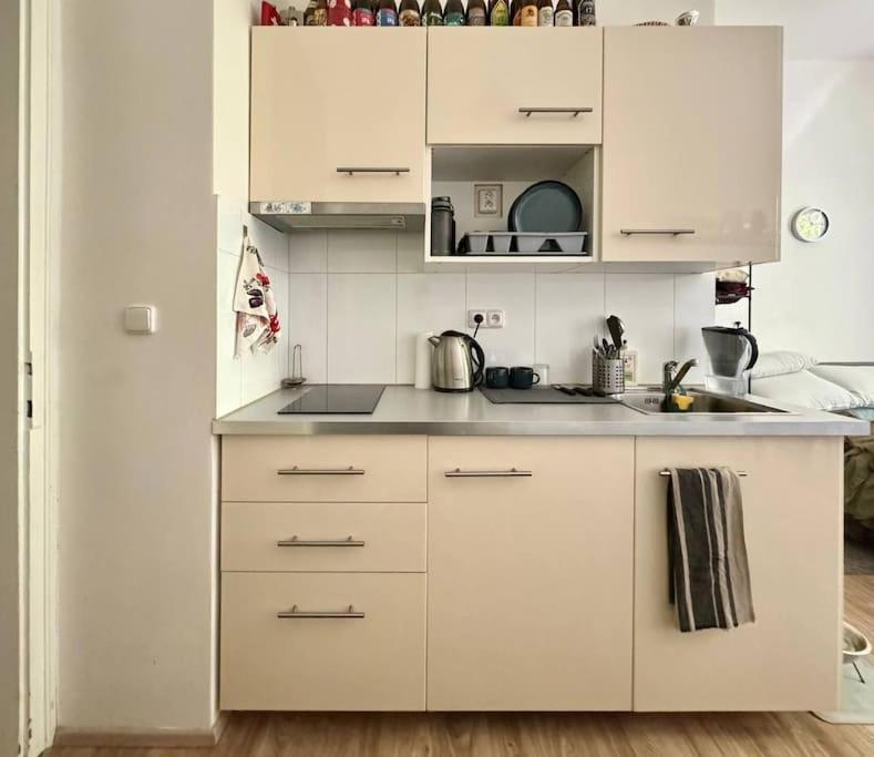 Cozy Karlin Apartment Prague Luaran gambar